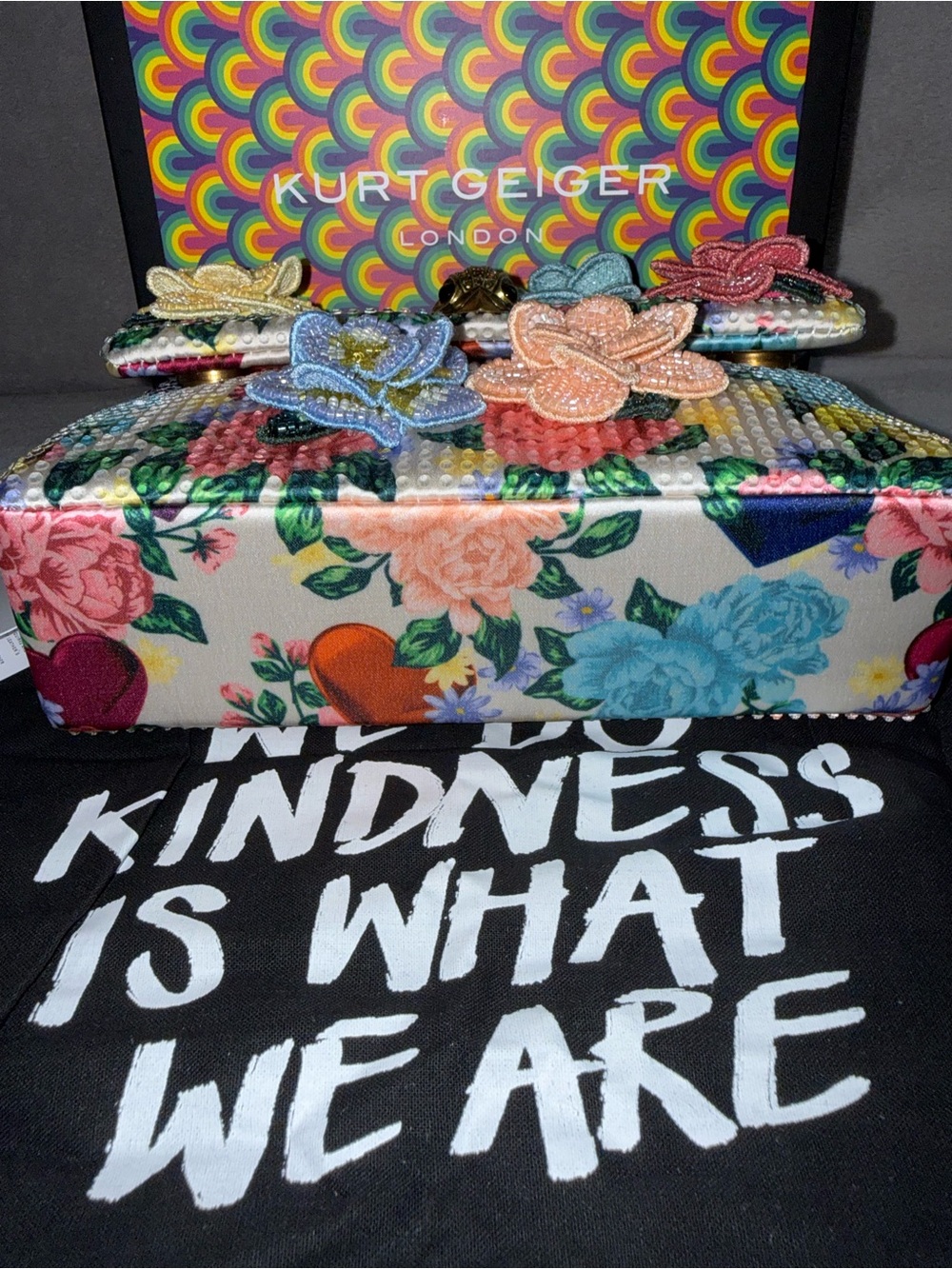 Kurt Geiger Mini Kensington Flower bag with dust bag - Picture 6 of 17